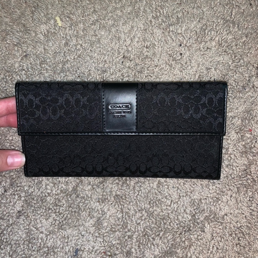 NEW COACH WALLET